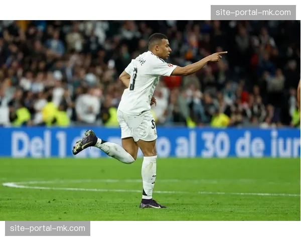 阿斯:卡马文加对阵马略卡时发挥不佳,皇马考虑今夏出售